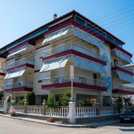 Niki Apartments Paralia Dionysiou Exterior foto